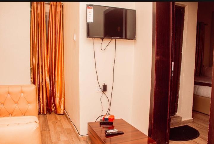 Hotel D Ritz Owode Ede المظهر الخارجي الصورة