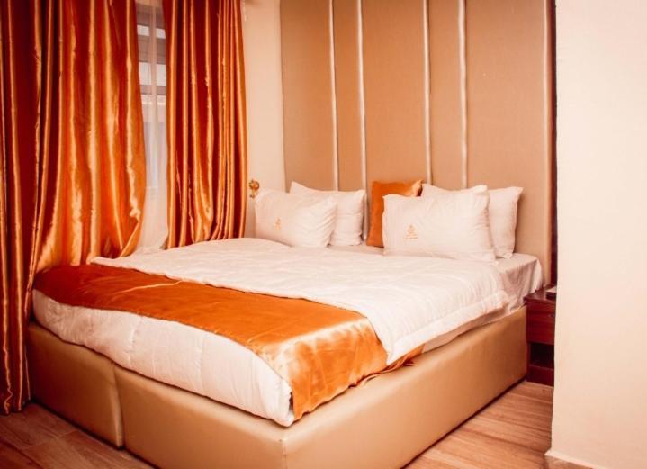 Hotel D Ritz Owode Ede المظهر الخارجي الصورة